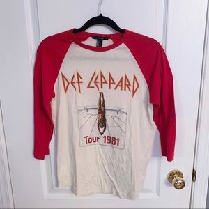 FOREVER 21 | Def Leppard Baseball Tee